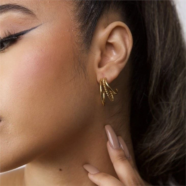 triple chunky hoop earrings