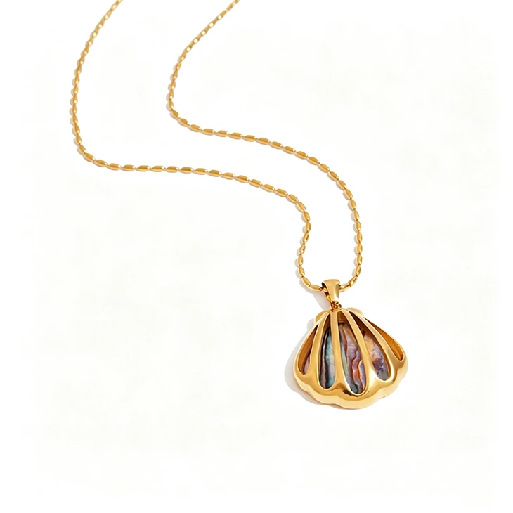 Collana con ciondolo conchiglia di abalone
