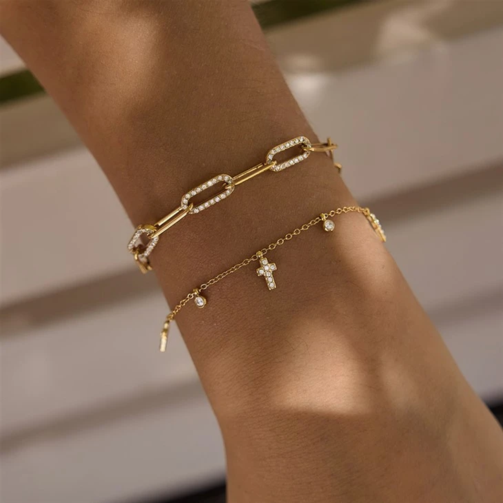 Bracciale scintillante a goccia incrociata
